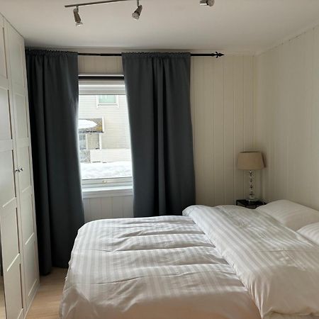 Sentral 4-Roms Leilighet I Trollbakken Tromso Ngoại thất bức ảnh